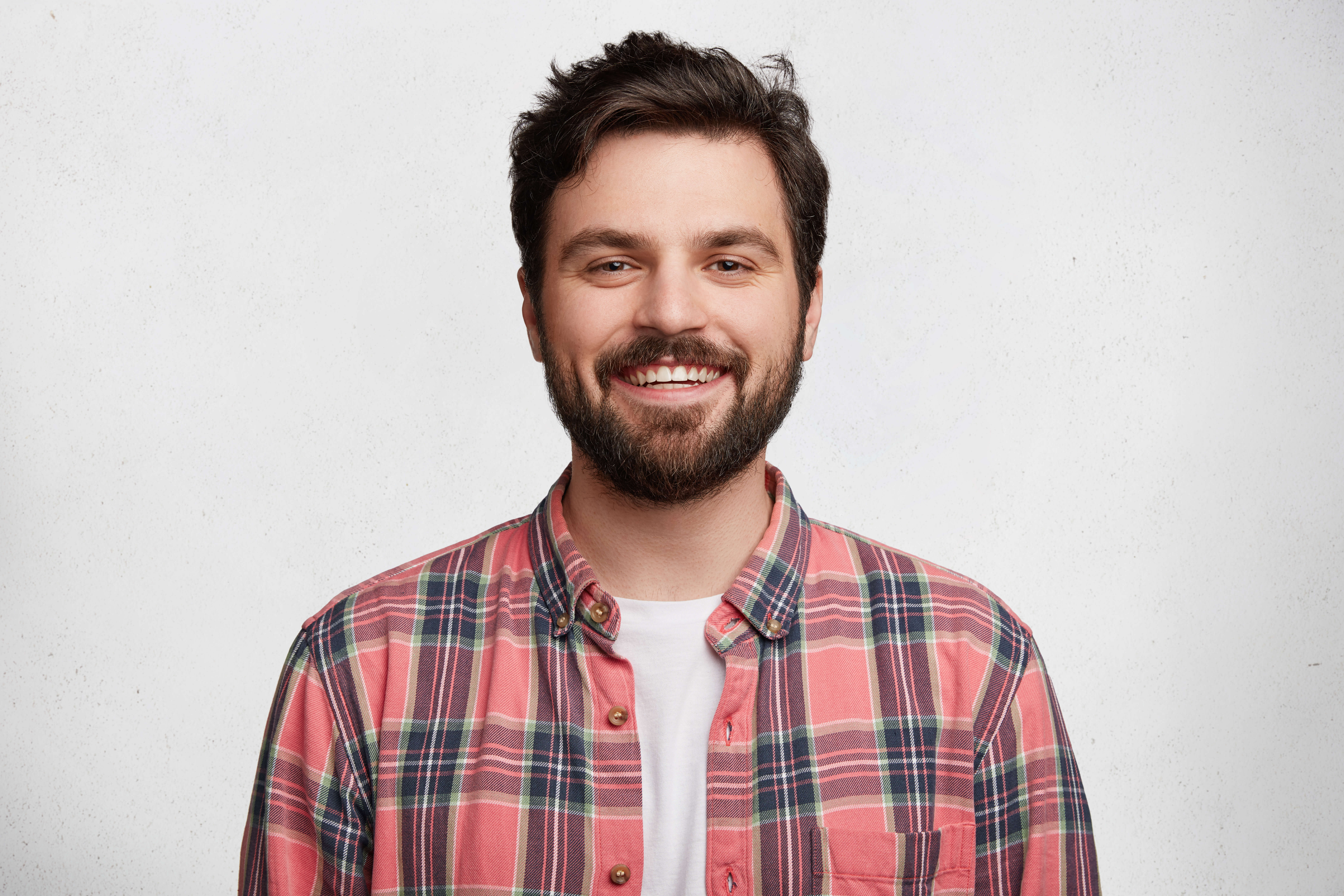 young-bearded-man-with-striped-shirt.jpg